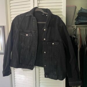 H&M Black Jean Jacket - L